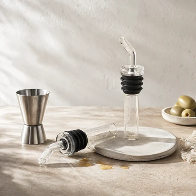 Ausgießer & Messbecher