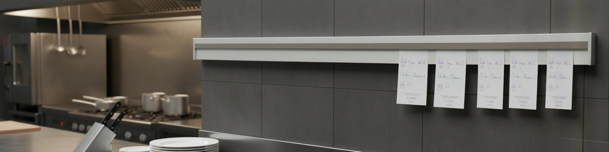Bonleiste - 121 cm BTBL3690 by Beaumont color Silver