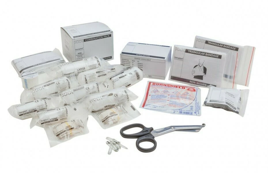 Small BS Catering First Aid Kit Refill BTBL3718R by Beaumont color Svart