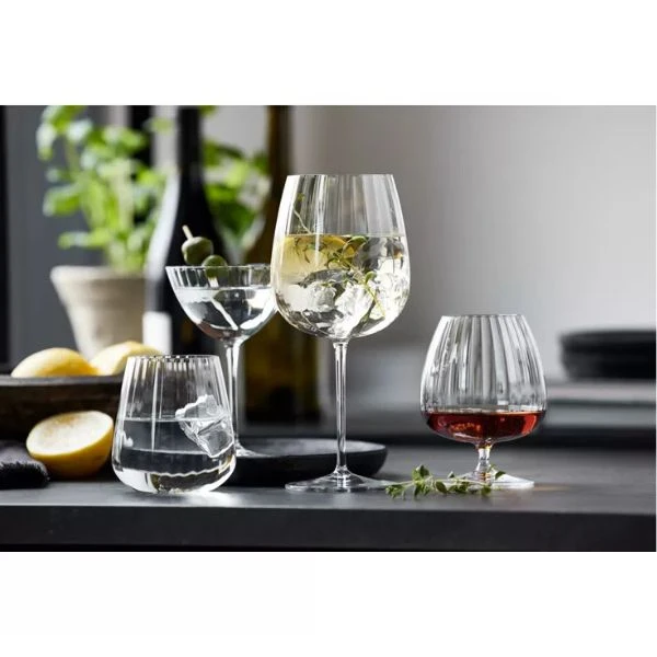 Luigi Bormioli Optica Cognacglas 46,5 cl 94500146 by Luigi Borm color Svart