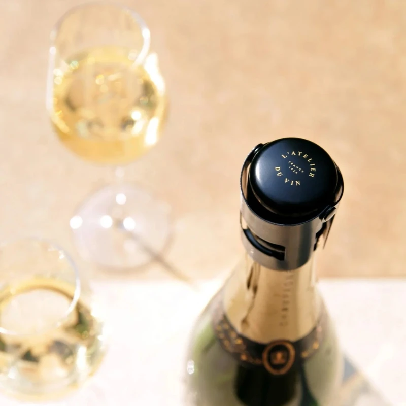 Bouchon Gard'Bulles Métal – Champagnerverschluss 95681 by L'Atelier du Vin color Svart