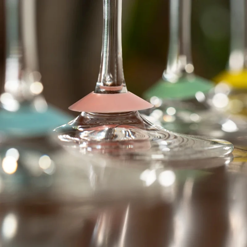 Chic Glass Rainbow - Glasmarkierer für Wein - 9 Stk. 95485 by L'Atelier du Vin color Svart