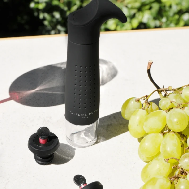 Gard'Vin ON/OFF Wein-Vakuumpumpensystem 95382 by L'Atelier du Vin color Svart