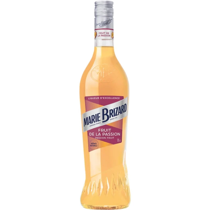 Marie Brizard Liqueur Passion FL 70 70002235 by MARIEBRIZA color Svart