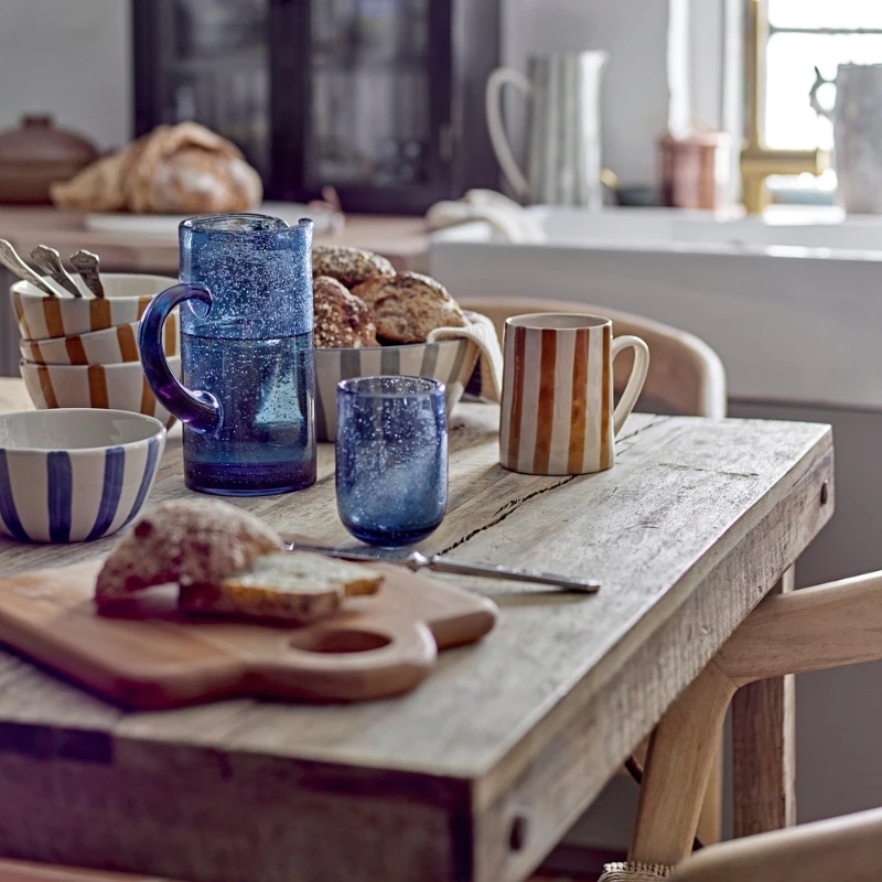 Tabby Krug, Blau, Glas 82072571 by Bloomingville color Svart
