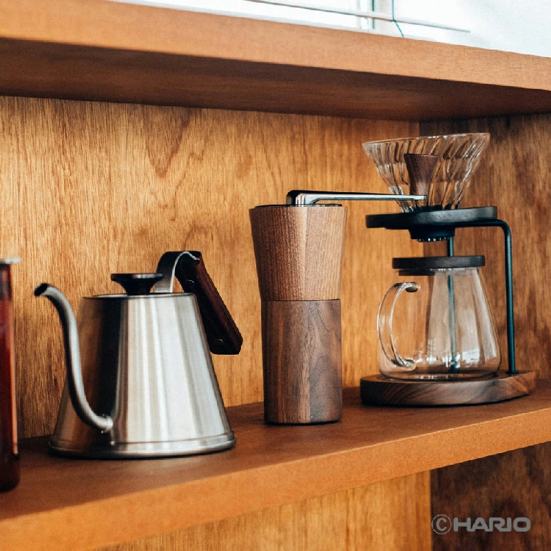 Hario Drip Kettle Walnuss 600 ml DKW-600-WN by Hario color Svart