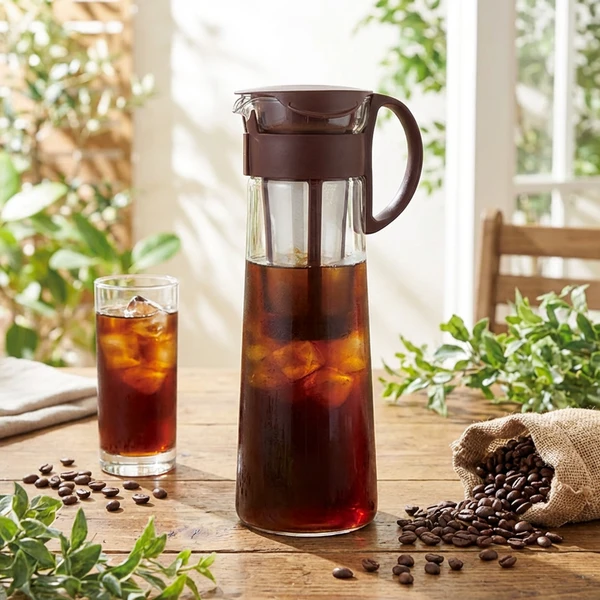 Hario Mizudashi Cold Brew Kaffeebereiter Schokobraun MCPN-14-CBR-EU by Hario color Svart