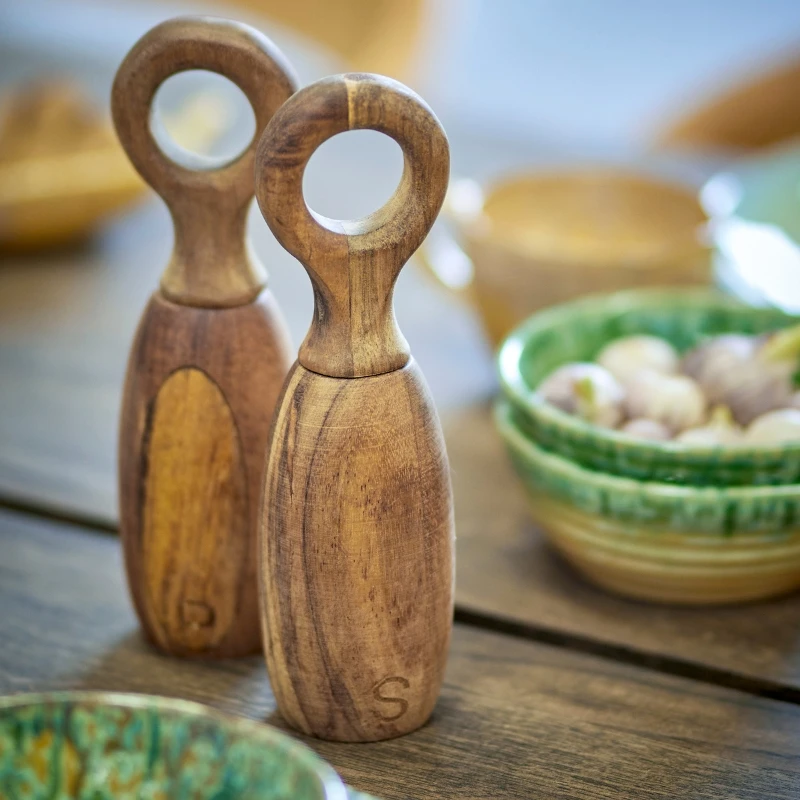 Martim Salz- & Pfeffermühle, Natur, Akazie, 2er-Set 40129675 by Bloomingville color Svart