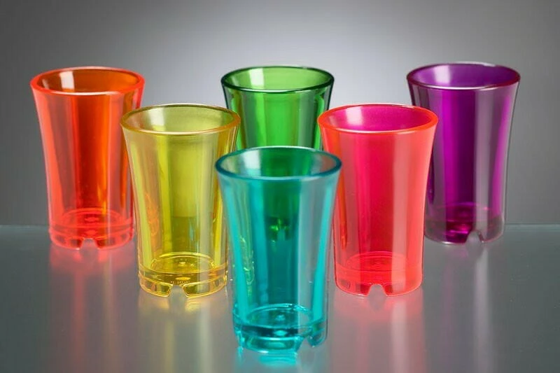 Bunte Shotgläser aus Polycarbonat 100202 by GLASS4EVER color Svart