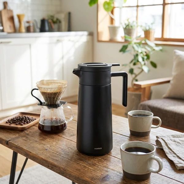 Isolierkanne mit Keramikbeschichtung 800ml (doppelwandig) - Hario CHP-800-B  color Svart