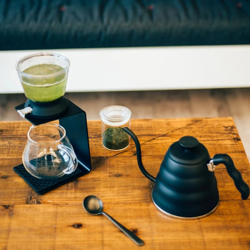 V60 Drip Kettle "Buono" Mattschwarz 800ml - Hario VKBR-120-MB  color Svart