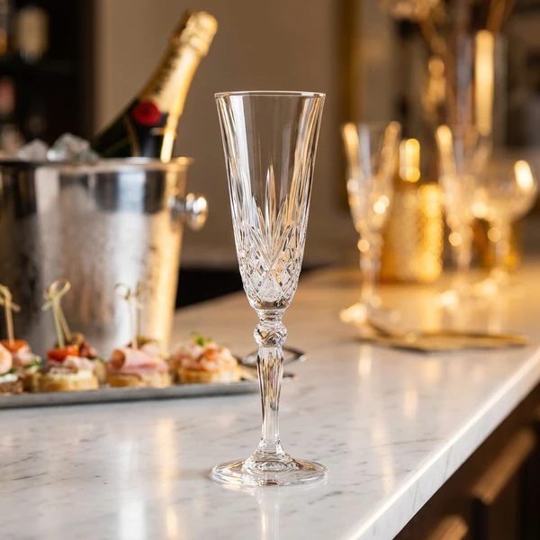 RCR Melodia Champagnergläser 16 cl 6er-Set Glas0096  color Svart