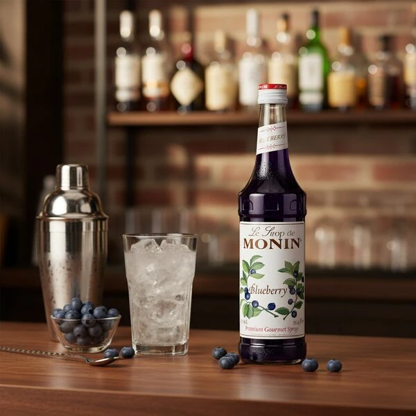 Monin Sirup Blåbær / Heidelbeere FL 70 61015 by MONIN color Blauw