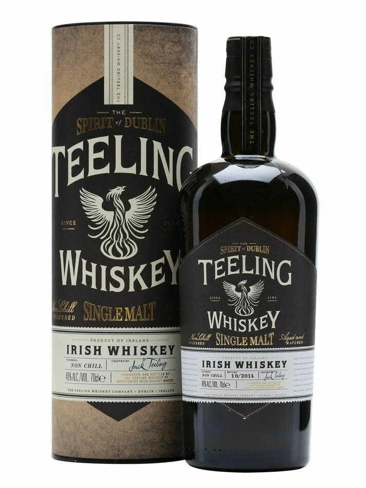 Teeling Single Malt Irish Whiskey FL 70 57034 by TEELING color Svart