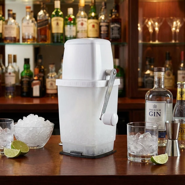 Eiscrusher für Cocktails und Drinks BTBL3301 by Beaumont color Svart