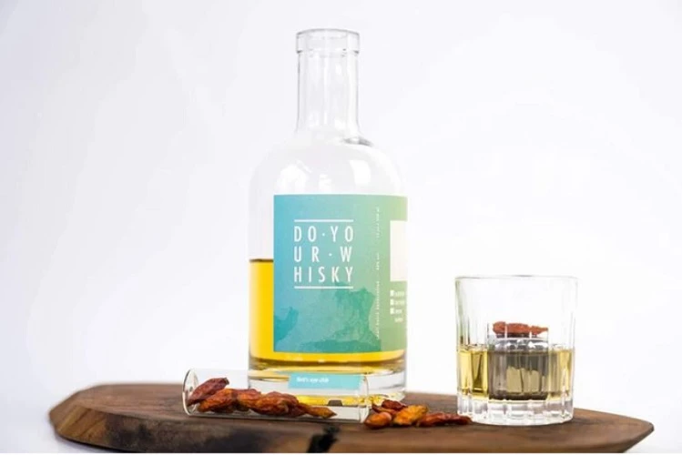 Machen Sie Ihre eigene Whiskey-Geschenkbox - Machen Sie Ihren eigenen Whiskey Doyourown3 by Rbdrinks color Svart