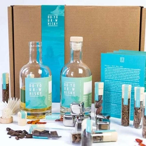 Machen Sie Ihre eigene Whiskey-Geschenkbox - Machen Sie Ihren eigenen Whiskey Doyourown3 by Rbdrinks color Svart