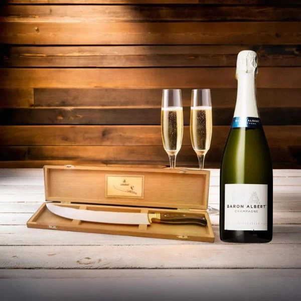 Champagner und Champagnersäbel Geschenkset mit Baron Albert 70 cl Doussotsabel by Laguiole color Svart