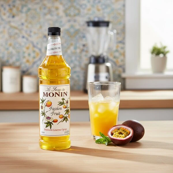 Monin Sirup Passionsfrucht FL 100 (PET) 67051 by MONIN color Svart