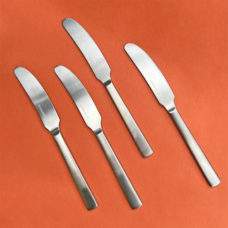 Kay Bojesen Besteckset – 16-teilig Matt kb100 by KAY BOJESEN color Svart