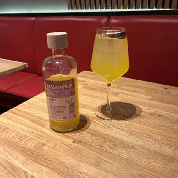 Koskenkorva Passion Spritz - Getränkepaket Koskenkorva3 by Barlife color Svart