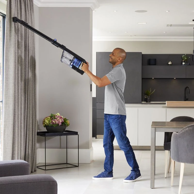 Shark IZ320EUT Staubsauger mit Powerfins & True Pet 100-IZ320EUT by Shark color Svart