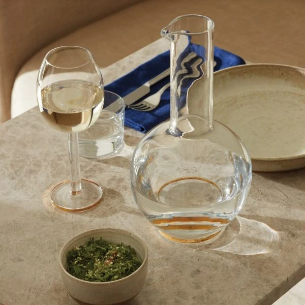 Karaffe Luca LSA 1,5L LLC07 by LSA INTERNATIONAL color Svart