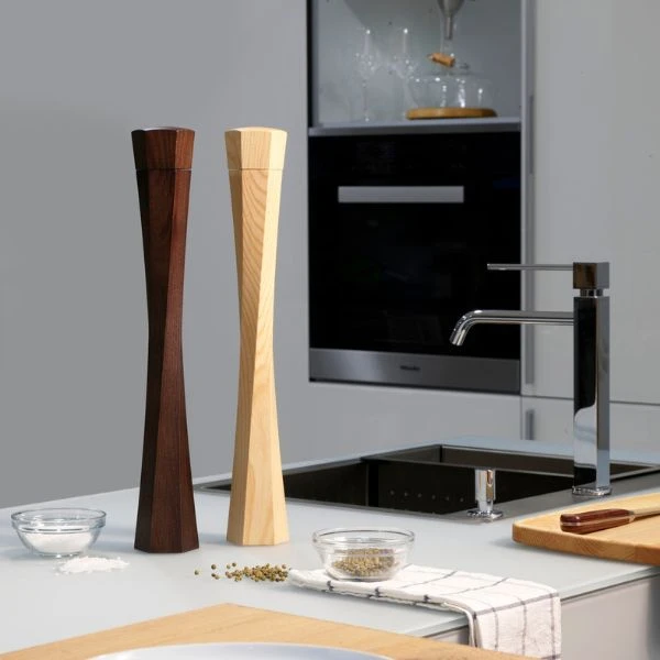 Legnoart TWIST Salz- und Pfeffermühle Keramik Large Dunkle Esche LESBDXXL by Legnoart color Svart