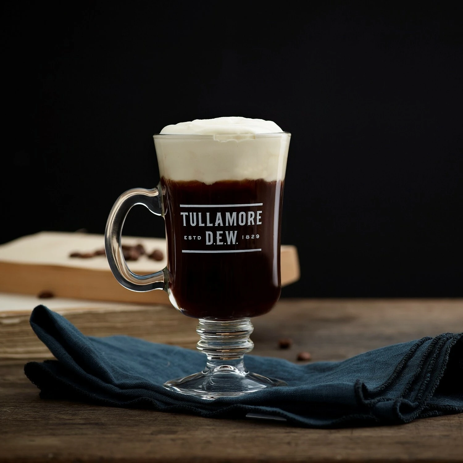 Tullamore Irish Coffee Glas MerchTulla1 by TULLAMORE color Svart