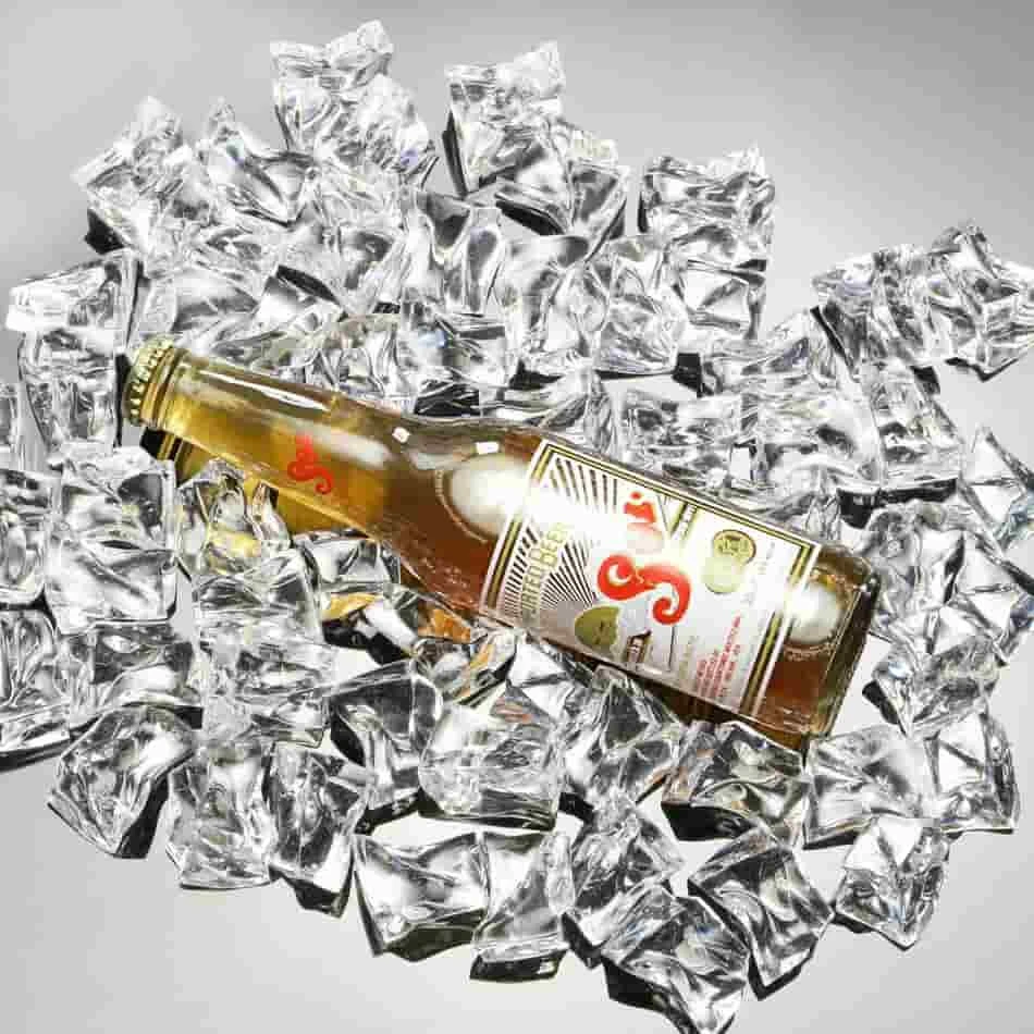 Künstliche Eiswürfel aus Acryl ca. 60 Stk. 21105 by Drink color Helder
