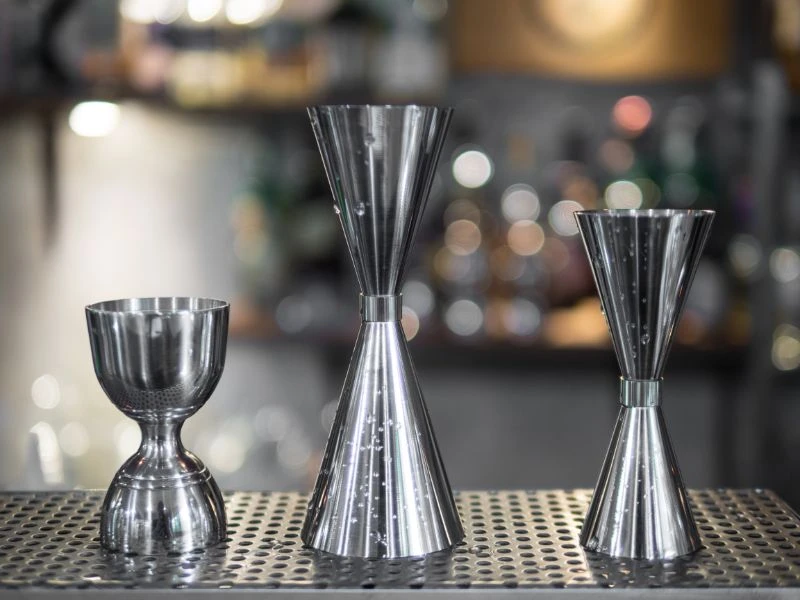 Die Bedeutung der Verwendung eines Jiggers: Das Geheimnis perfekter Cocktails