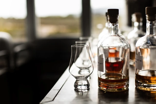 Werden Sie schlauer über eines der meistverkauften Whiskygläser der Welt