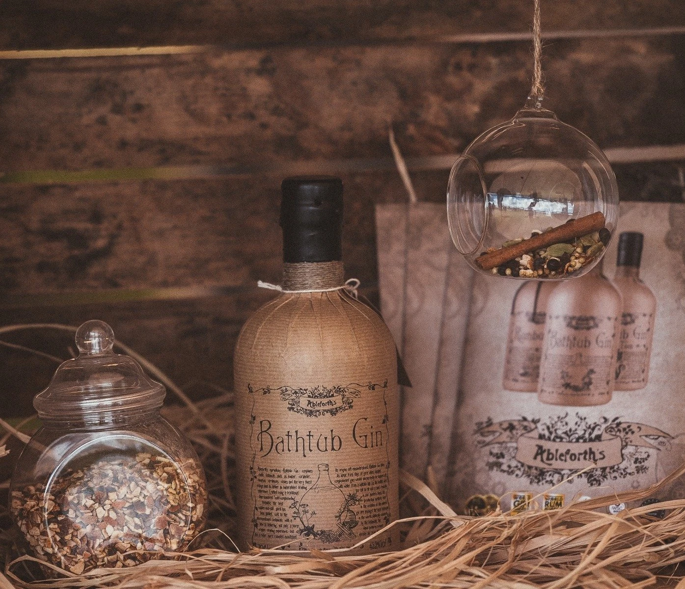 ein Bild mit Bathtub Gin in einer Scheune